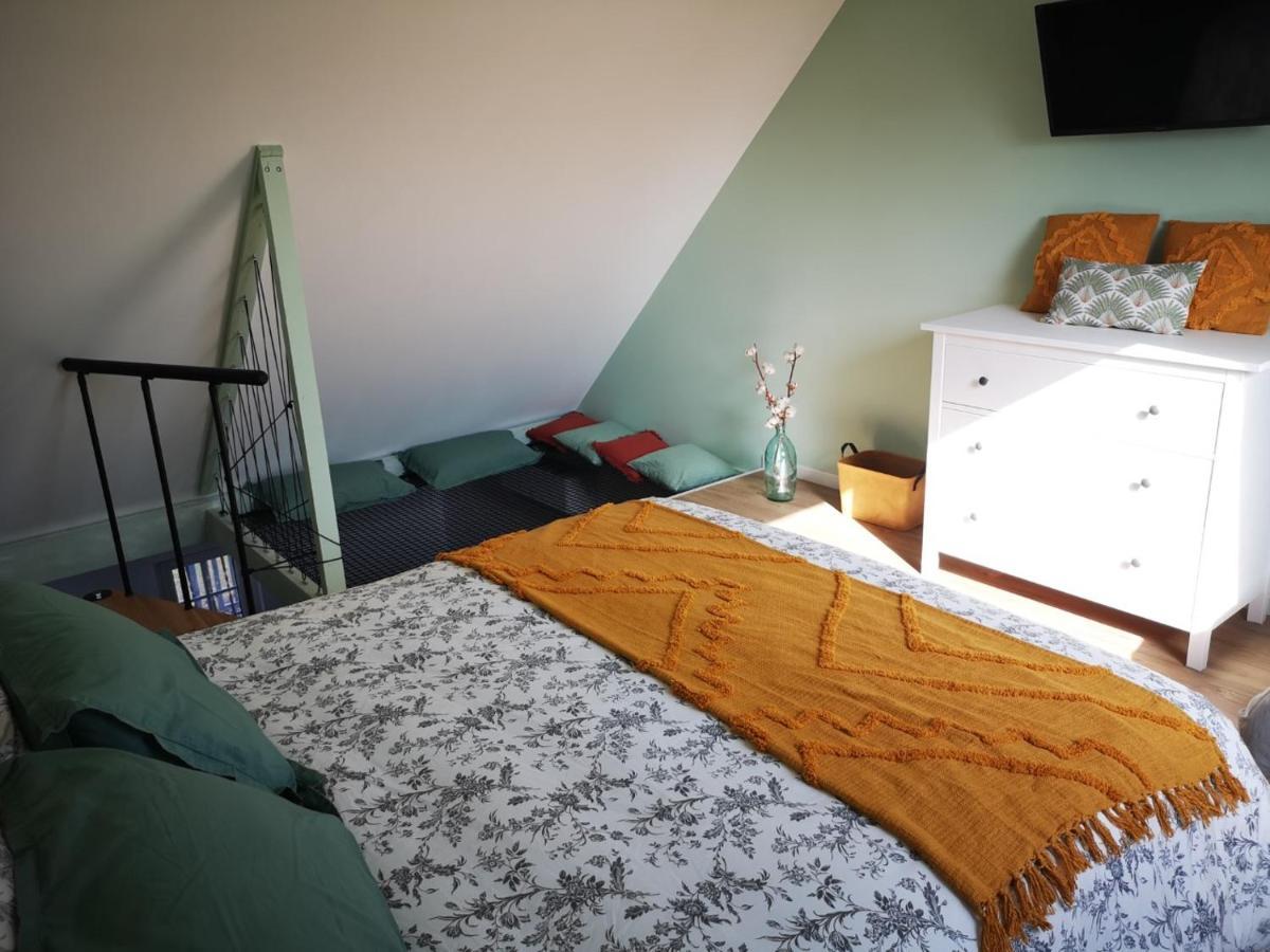 Duplex De Charme Hotel Seur Екстериор снимка